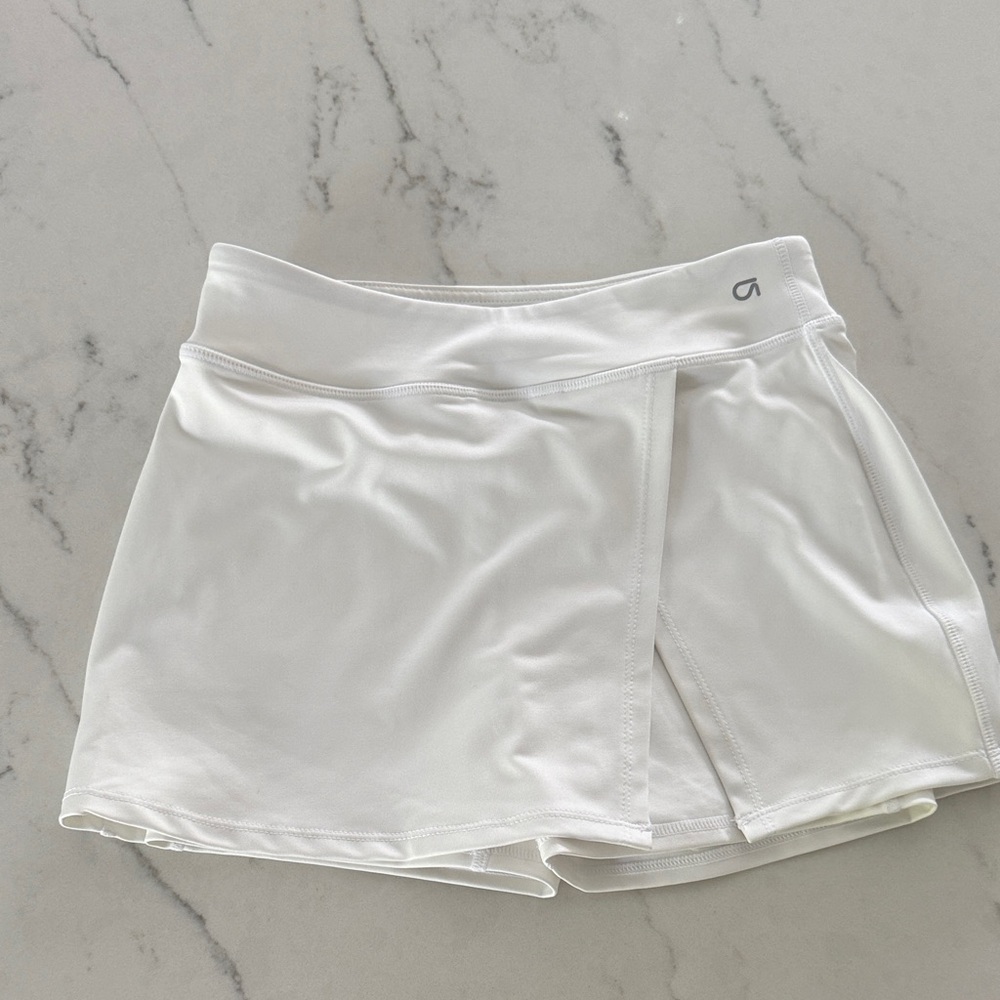 GAP White Athletic Skort with Built-In Shorts